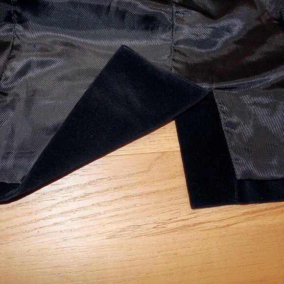 Vintage Velvet Embroidered Blazer Jacket - Picture 6 of 9